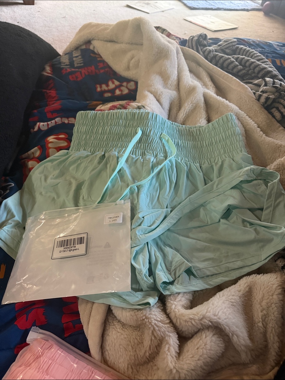 Women’s Mint Green Elastic Waist Shorts